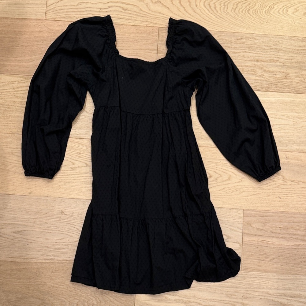 Universal Thread Black Long Sleeve Dress